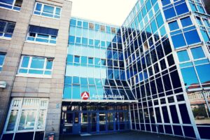 声優求人で在宅勤務が可能な仕事はどこにある？